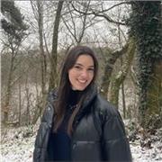 Étudiante en économie et gestion à Nantes, je donne des cours de mathématiques du niveau primaire au lycée pour vous aider !